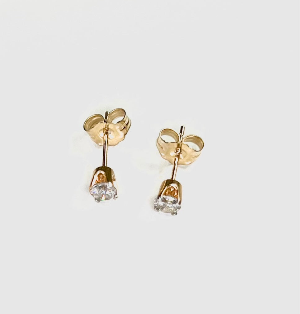 1/3ct TW Round Diamond Stud Earrings in 14K Yellow Gold